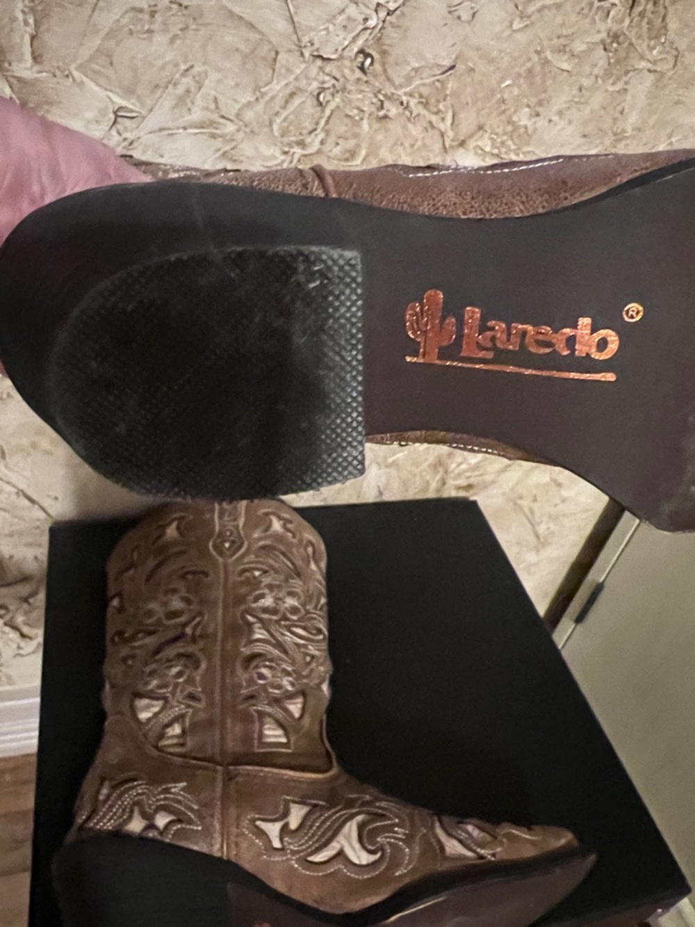 Laredo Brown Embroidered Western Boots. - Picture 7 of 8
